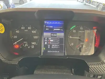 日野 プロフィア 大型 ウイング ハイルーフ ベッドの中古トラック画像13