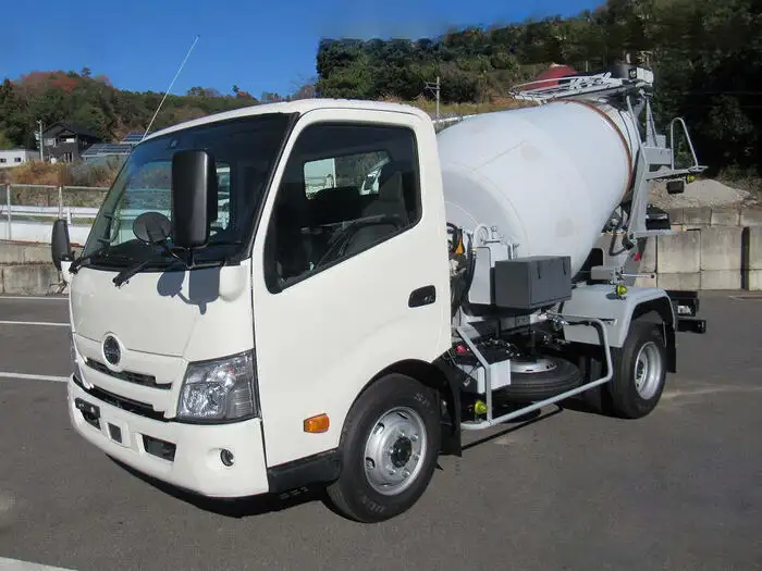 日野 デュトロ 小型 ミキサー・ポンプ 2KG-XZU700M R5の中古トラック画像1