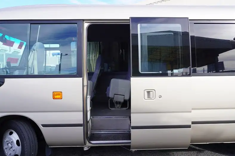 トヨタ コースター 小型 バス マイクロバス SDG-XZB51の中古トラック画像5