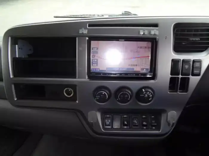日産UD コンドル 中型/増トン 平ボディ ベッド TKG-MK38Lの中古トラック画像13