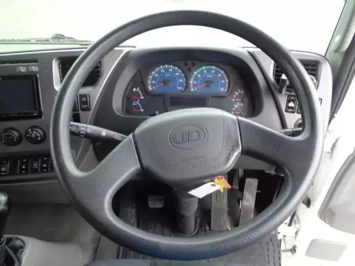 日産UD コンドル 中型/増トン 平ボディ ベッド TKG-MK38Lの中古トラック画像11
