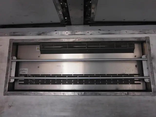 三菱 キャンター 小型 冷凍冷蔵 冷凍ウイング 中温の中古トラック画像5