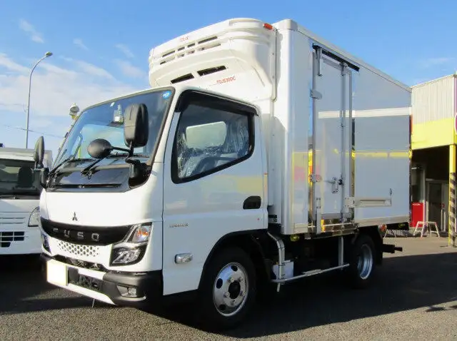 三菱 キャンター 小型 冷凍冷蔵 低温 床アルミ の中古トラック【車両No.158581】