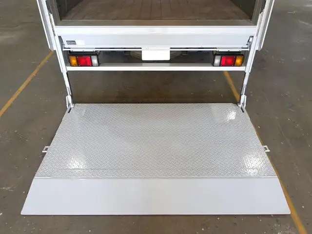 日産 アトラス 小型 アルミバン パワーゲート BDG-APR85ARの中古トラック画像8