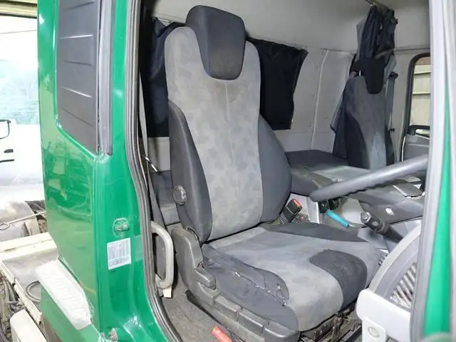 日産UD クオン 大型 トラクター 1デフ エアサスの中古トラック画像11