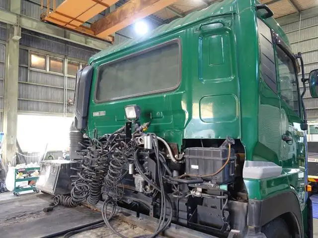 日産UD クオン 大型 トラクター 1デフ エアサスの中古トラック画像6