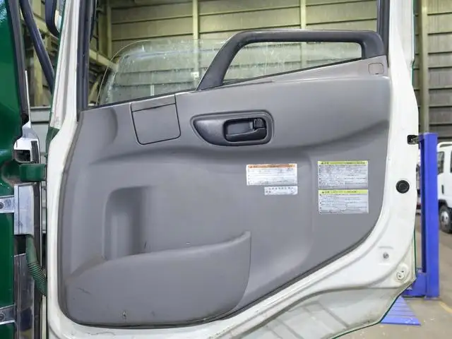 日産UD クオン 大型 トラクター 1デフ エアサスの中古トラック画像14