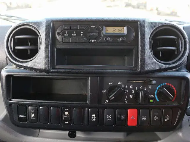 日野 デュトロ 小型 平ボディ パワーゲート TKG-XZC605Mの中古トラック画像像17