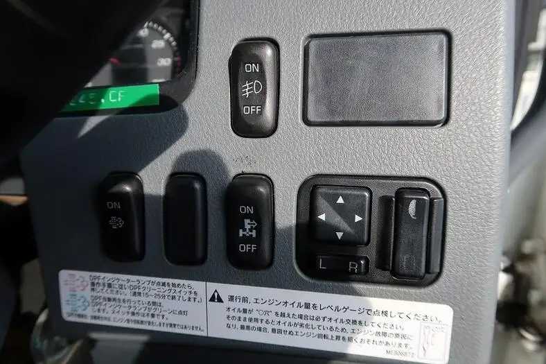 三菱 ファイター 中型/増トン クレーン付 4段 ラジコンの中古トラック画像15