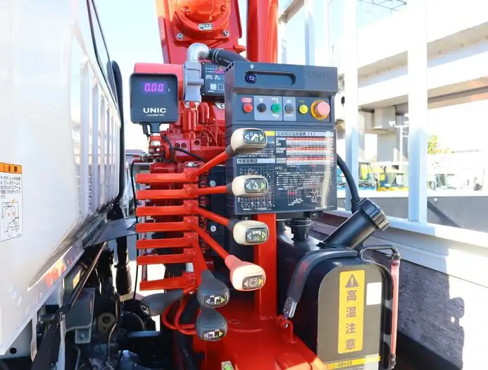 三菱 キャンター 小型 クレーン付 4段 ラジコンの中古トラック画像11