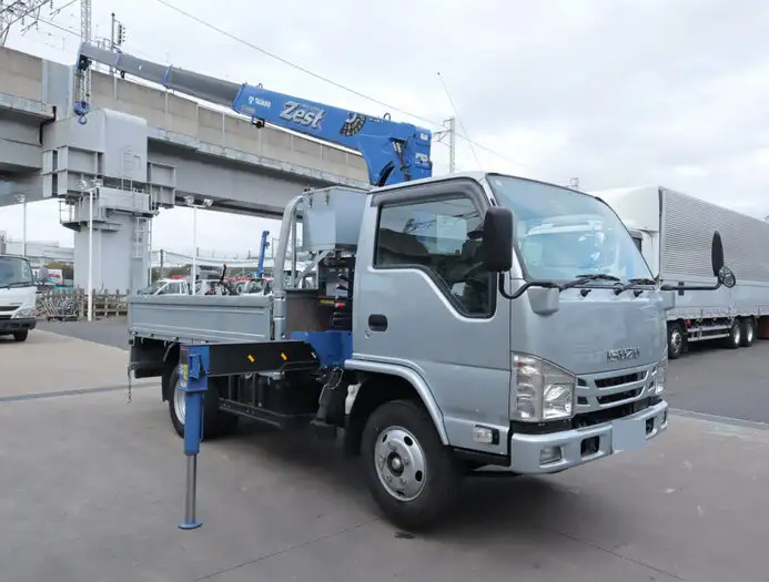 いすゞ エルフ 小型 クレーン付 4段 ラジコンの中古トラック画像2