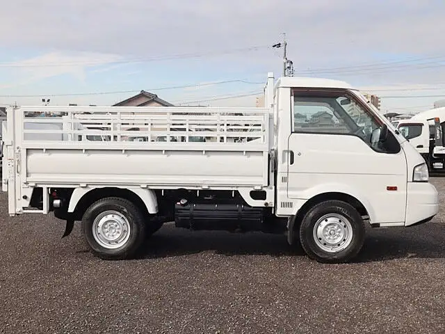 マツダ ボンゴ 小型 平ボディ パワーゲート DBF-SLP2Lの中古トラック画像3