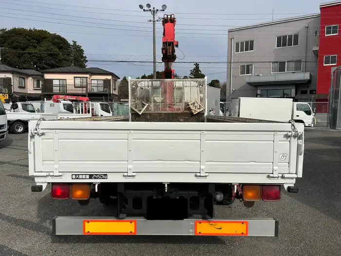 いすゞ フォワード 中型/増トン クレーン付 6段 ラジコンの中古トラック画像3
