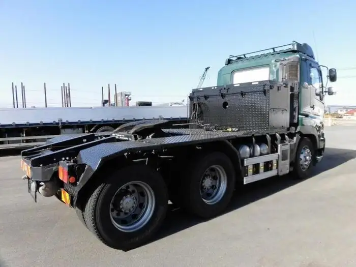 日野 プロフィア 大型 トラクター 2デフ ベッドの中古トラック画像3