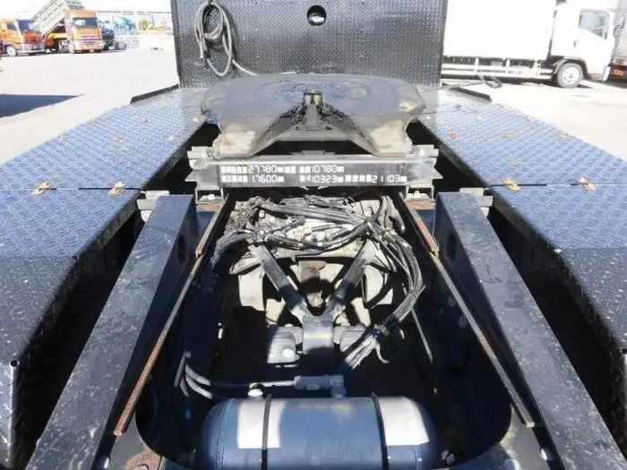 日野 プロフィア 大型 トラクター 2デフ ベッドの中古トラック画像8