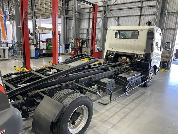 日野 デュトロ 小型 車両重機運搬 ラジコン TKG-XZU720Mの中古トラック画像6