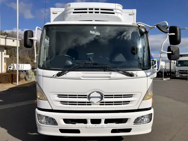 日野 レンジャー 中型/増トン 冷凍冷蔵 低温 パワーゲートの中古トラック画像2