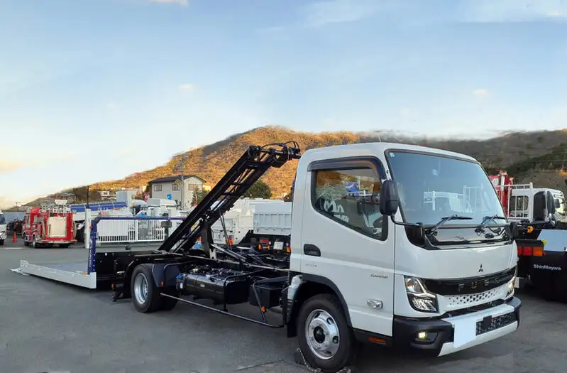 三菱 キャンター 小型 車両重機運搬 ラジコン ウインチの中古トラック画像1