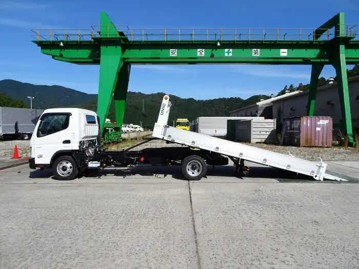 三菱 キャンター 小型 車両重機運搬 ラジコン ウインチの中古トラック画像4