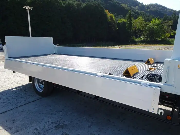 三菱 キャンター 小型 車両重機運搬 ラジコン ウインチの中古トラック画像9
