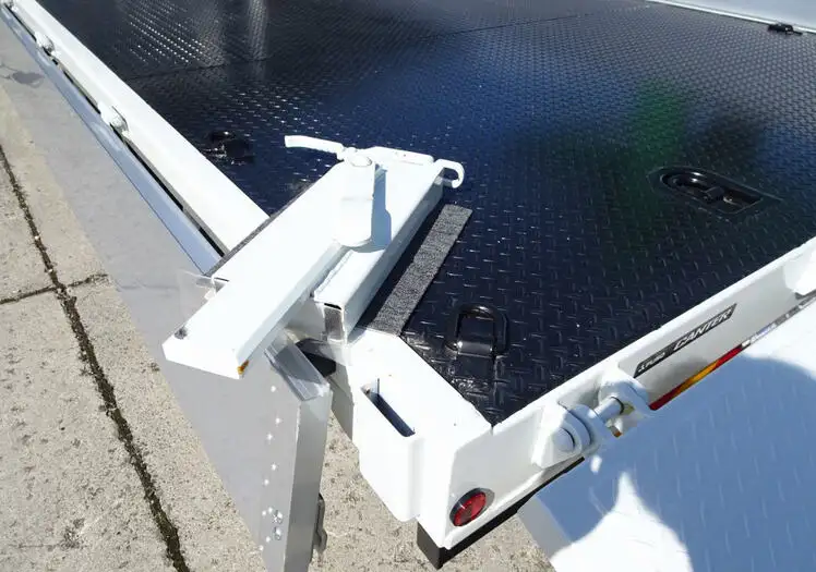 三菱 キャンター 小型 車両重機運搬 ラジコン ウインチの中古トラック画像10