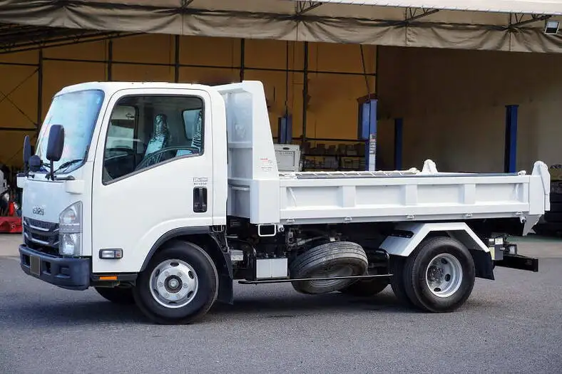 いすゞ エルフ 小型 ダンプ ローダー 強化の中古トラック画像1