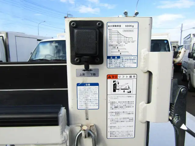 トヨタ ダイナ 小型 平ボディ パワーゲート LDF-KDY231の中古トラック画像6