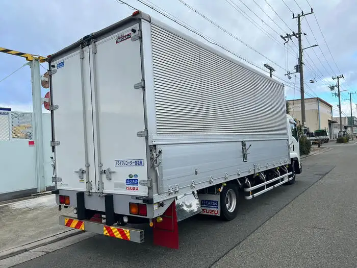 いすゞ フォワード 中型/増トン ウイング ベッド TKG-FRR90T2の中古トラック画像2