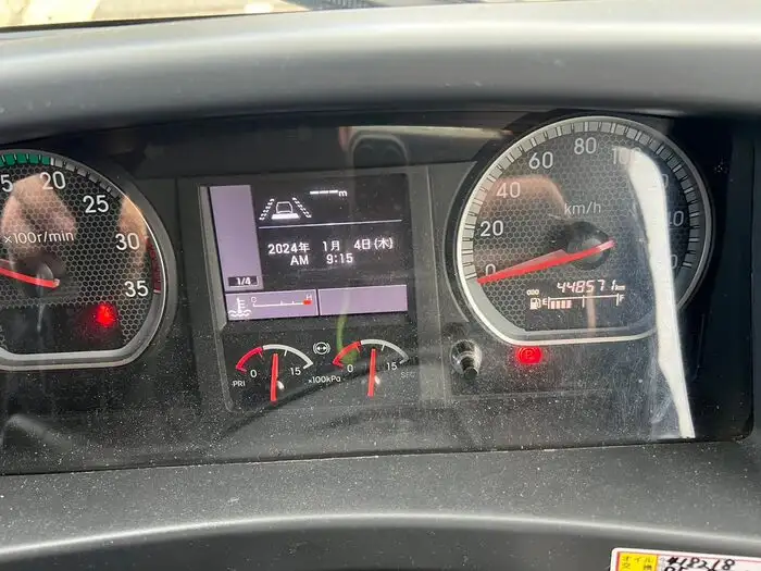 いすゞ フォワード 中型/増トン ウイング ベッド TKG-FRR90T2の中古トラック画像13
