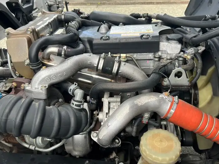 いすゞ フォワード 中型/増トン ウイング ベッド TKG-FRR90T2の中古トラック画像20