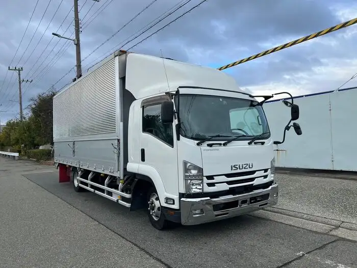 いすゞ フォワード 中型/増トン ウイング ベッド TKG-FRR90T2の中古トラック画像4