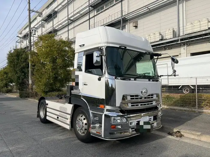 日産UD クオン 大型 トラクター ベッド QKG-GK6XABの中古トラック画像3