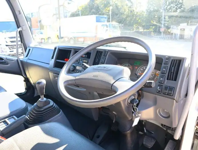 いすゞ フォワード 中型/増トン 平ボディ ベッド TKG-FRR90S2の中古トラック画像10