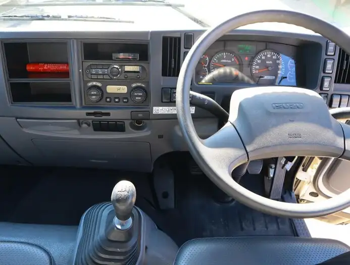 いすゞ フォワード 中型/増トン 平ボディ ベッド TKG-FRR90S2の中古トラック画像11