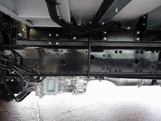 三菱 ファイター 中型/増トン ウイング エアサス ベッドの中古トラック画像16