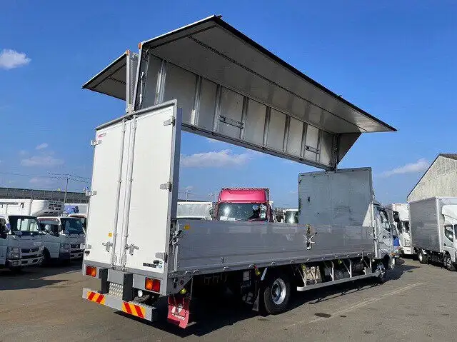 三菱 ファイター 中型/増トン ウイング エアサス ベッドの中古トラック画像11