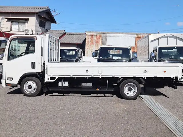 いすゞ エルフ 小型 平ボディ TKG-NNR85AR H26の中古トラック画像7