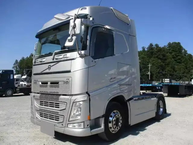 ボルボ トラック 大型 トラクター ハイルーフ 1デフの中古トラック画像1