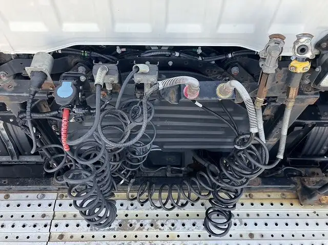 日野 プロフィア 大型 トラクター ハイルーフ 1デフの中古トラック画像5