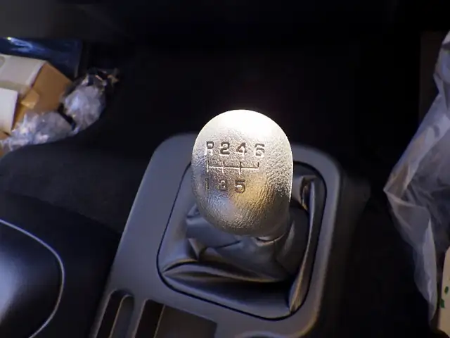三菱 ファイター 中型/増トン 平ボディ ベッド 2KG-FK62Fの中古トラック画像11