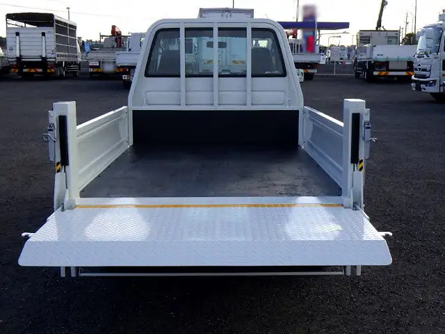 トヨタ ライトエース 小型 平ボディ パワーゲート GK-KM75の中古トラック画像4
