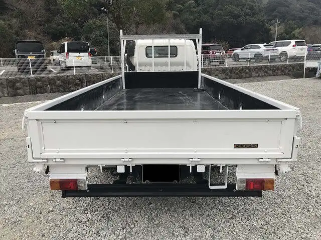 トヨタ ダイナ 小型 平ボディ 床鉄板 BDG-XZU424の中古トラック画像3