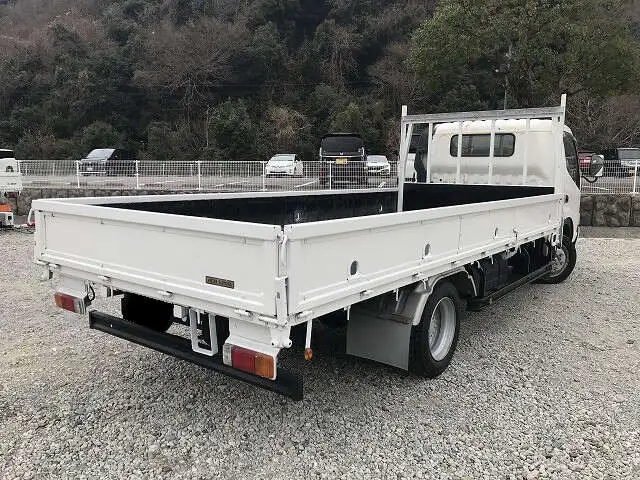 トヨタ ダイナ 小型 平ボディ 床鉄板 BDG-XZU424の中古トラック画像2