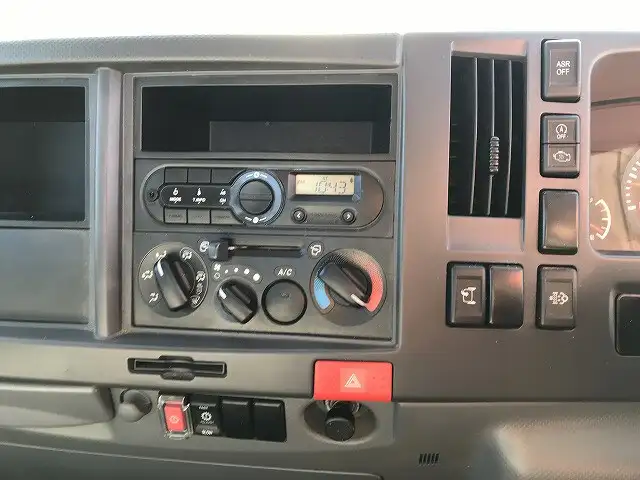 マツダ タイタン 小型 平ボディ TRG-LLR85AR H28の中古トラック画像10