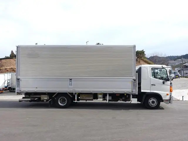 日野 レンジャー 中型/増トン ウイング パワーゲート エアサスの中古トラック画像3