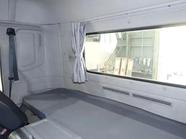 日産UD クオン 大型 トラクター 1デフ エアサスの中古トラック画像14