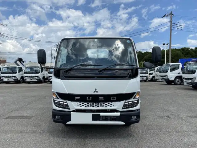 三菱 キャンター 小型 平ボディ 2RG-FEAV0 R5の中古トラック画像2