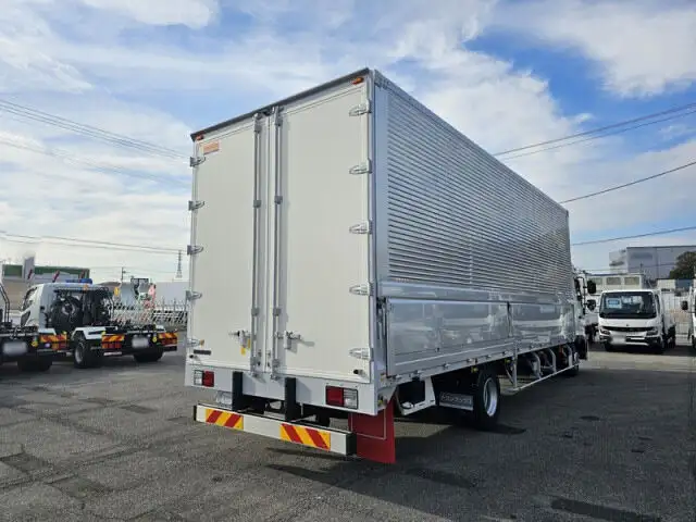 日野 レンジャー 中型/増トン ウイング エアサス ベッドの中古トラック画像5