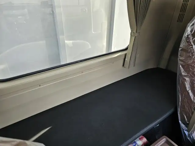 日野 レンジャー 中型/増トン ウイング エアサス ベッドの中古トラック画像13