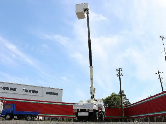 いすゞ エルフ 小型 高所・建柱車 高所作業車 電工仕様の中古トラック画像11